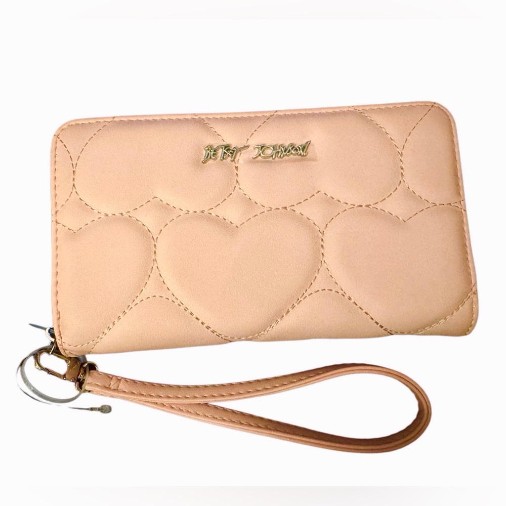 Betsey Johnson Pale Pink Heart-Quilted Wristlet Wallet NWOT